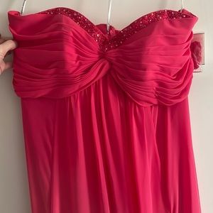 NWT David’s bridal Strapless Sheer Chiffon in Punch size 16